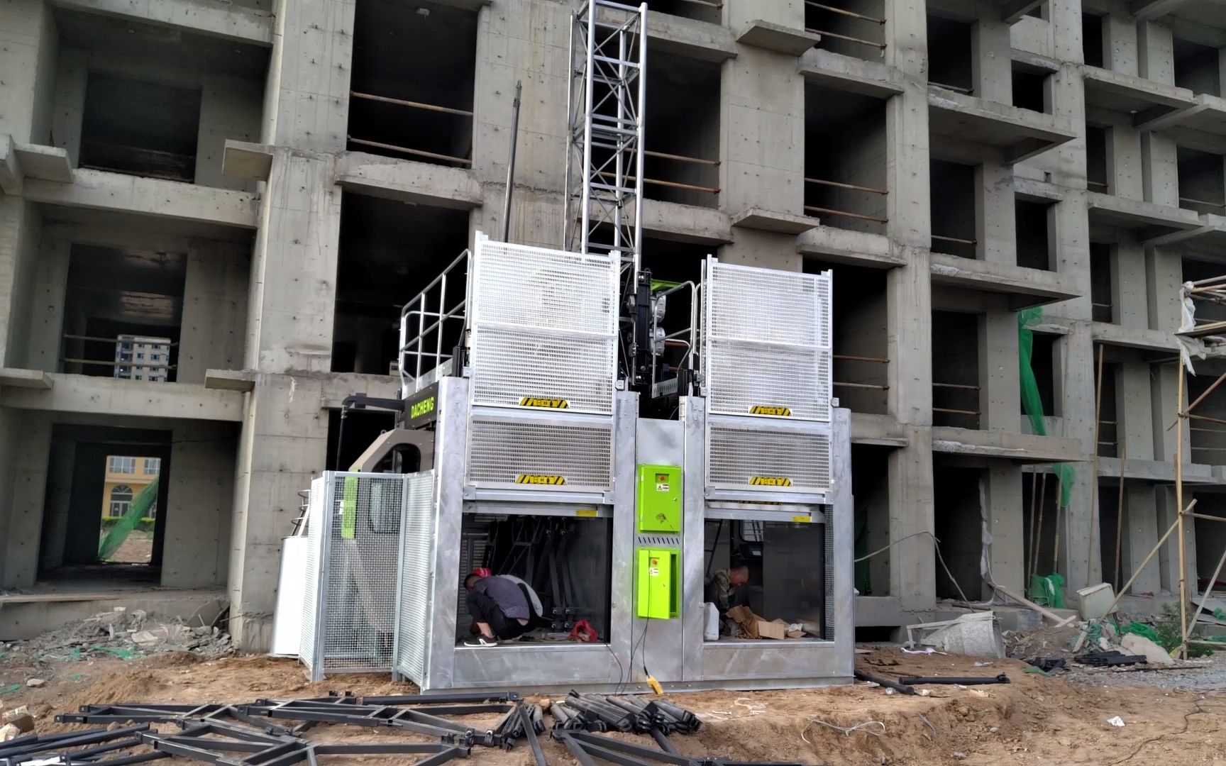 山西太谷工地電梯安裝加速推進