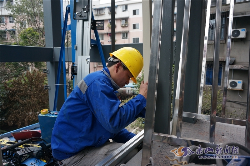 電梯層門安裝工作流程與技術(shù)要點